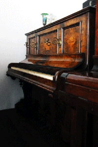ビクトリア・ピアノ